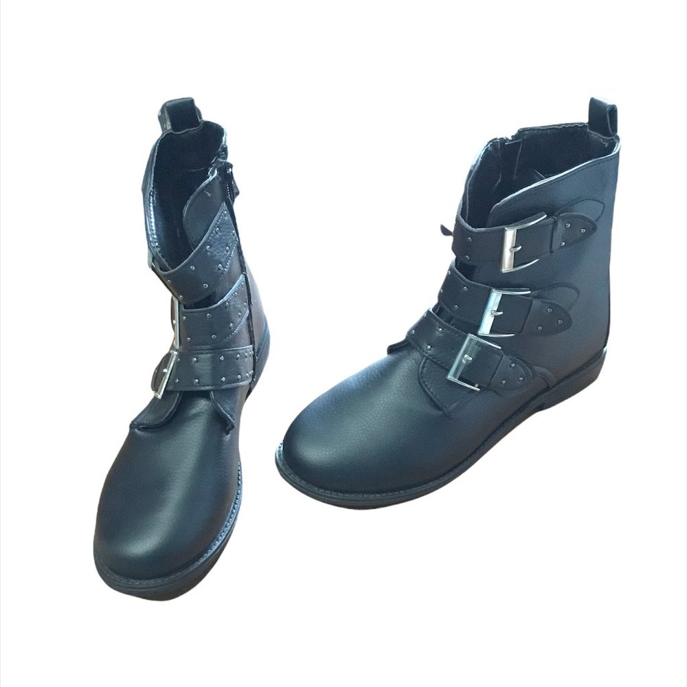 Bobbie Brooks combat boots -Size 8 NWOB